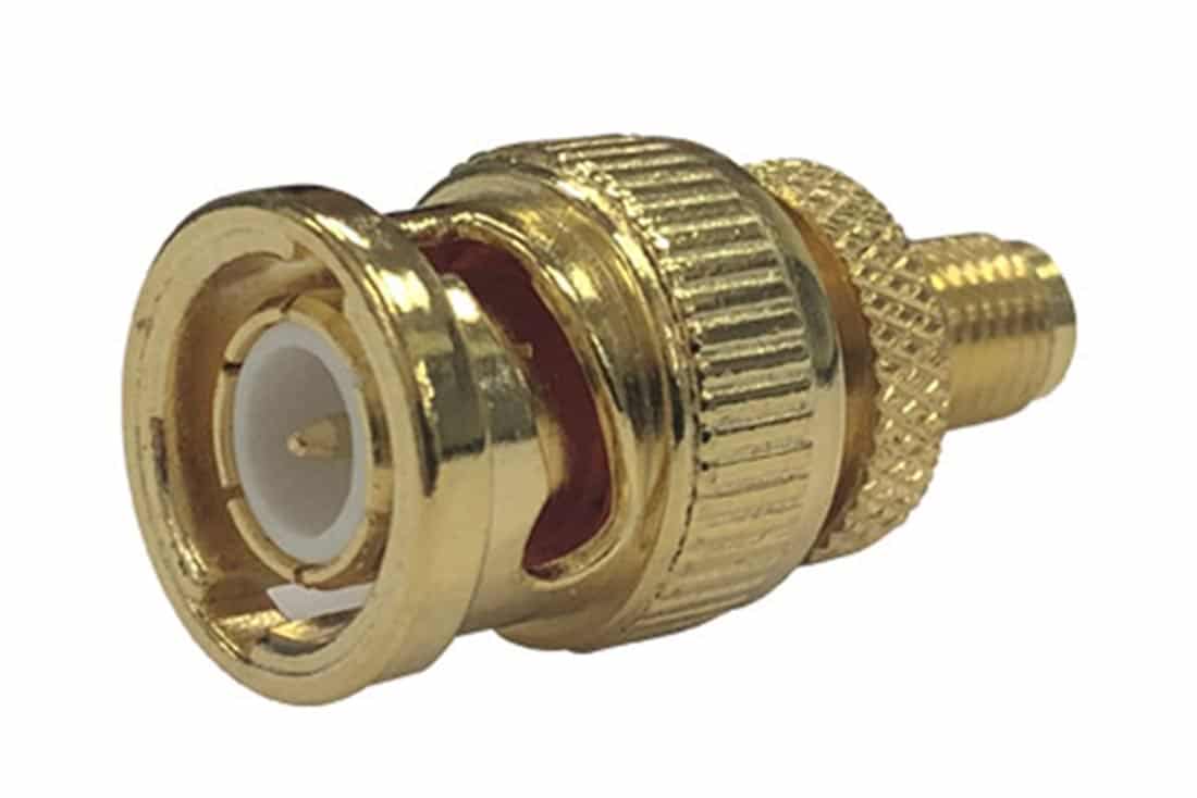 מעביר משקע SMA לתקע BNC זהב