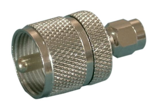 מעביר מתקע SMA לתקע UHF