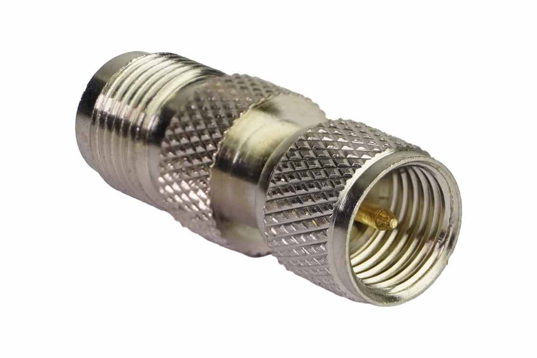 מעביר משקע TNC לתקע מיני UHF