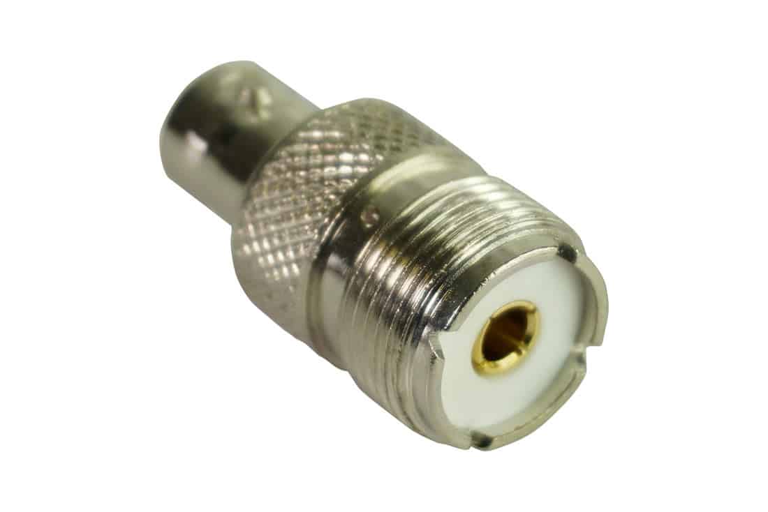 מעביר משקע BNC לשקע UHF